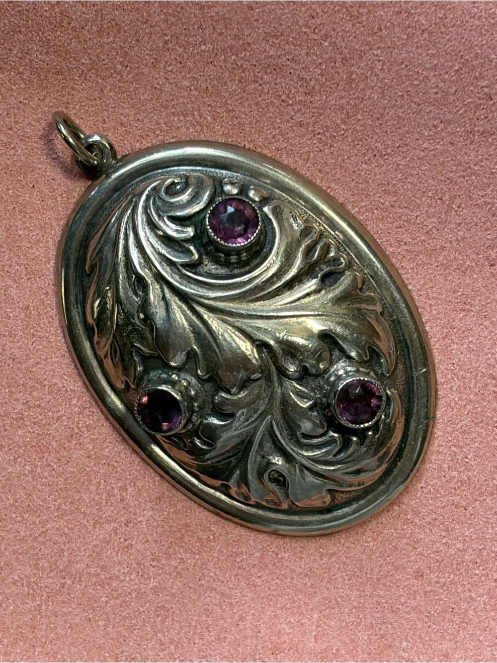 Art Nouveau Antique Leaf Foliage With Purple Paste Stones Large Oval Pendant - Picture 10 of 13